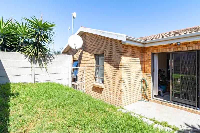 2 Bedroom Property for Sale in Sonstraal Heights Western Cape
